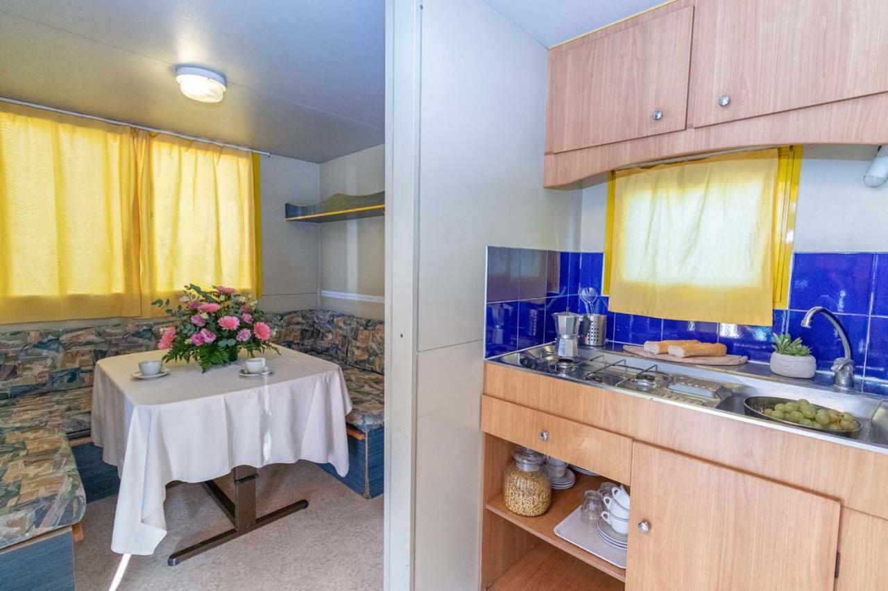 Village & Camping La Foce فاليدوريا المظهر الخارجي الصورة